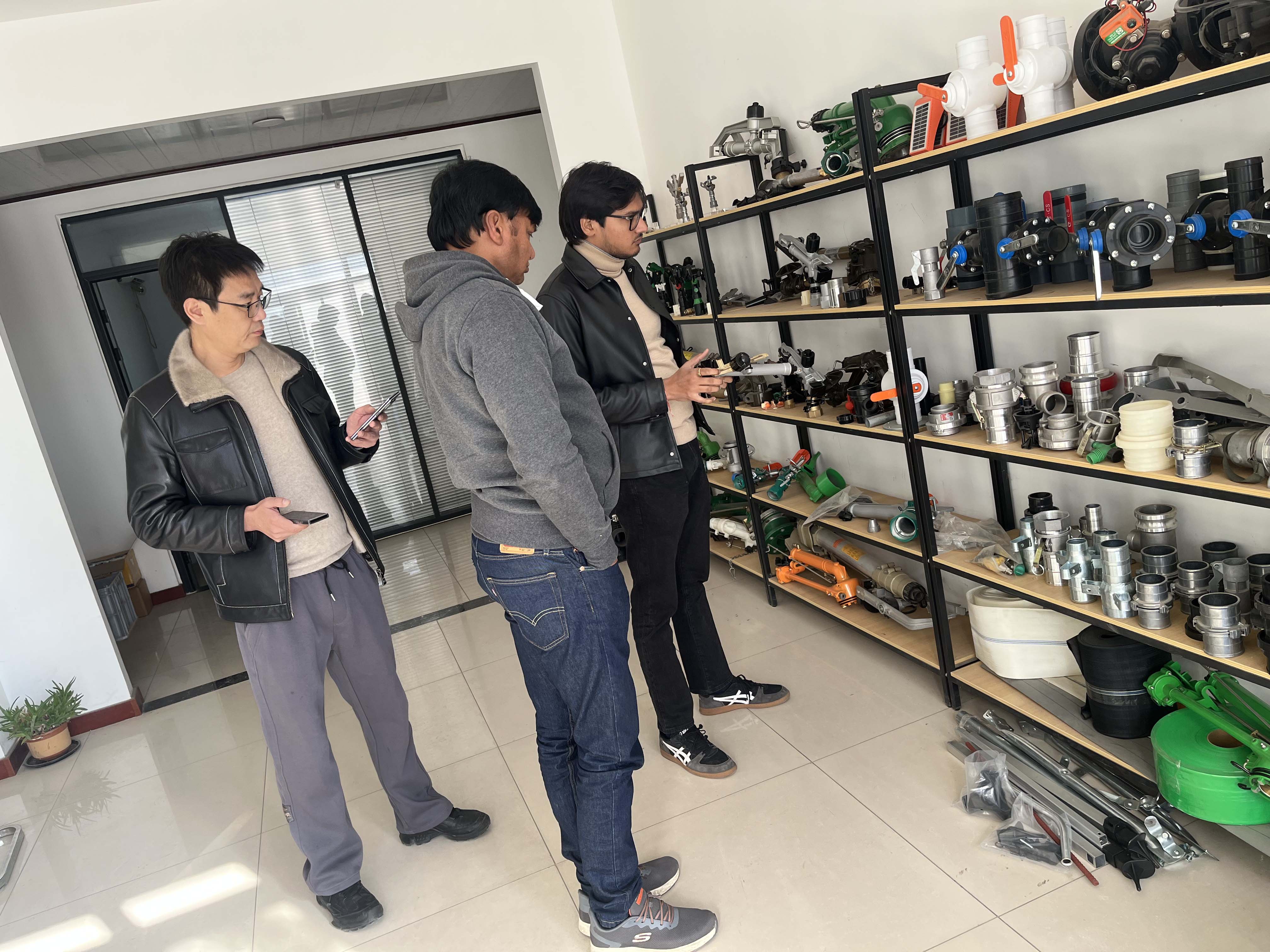 河南NS40 涡轮喷枪获客户青睐 洽谈批量合作